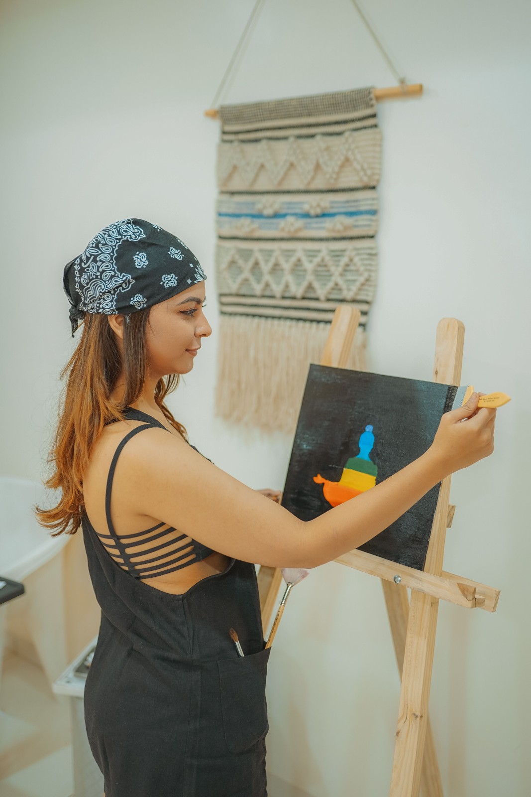 Canvas painting class